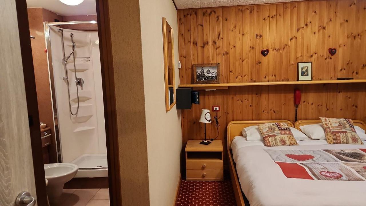 Apartments Suites Lac Bleu Breuil-Cervinia Ngoại thất bức ảnh